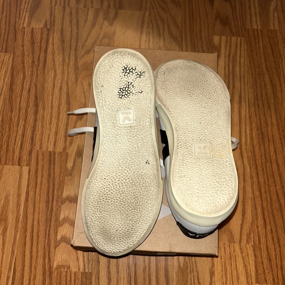 VEJA Esplar Sneaker (Unisex) - Picture 11 of 13